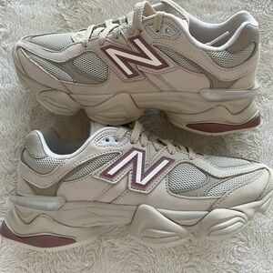 New Balance 9060 Bone Sparrow